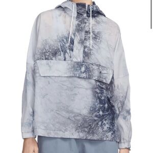 Nike xl pullover new with tags